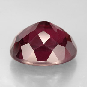 10,37 ctw natürlicher roter Rhodolith, Oval Schliff, VS
