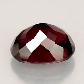 6,97 ctw natürlicher roter Rhodolith, Oval Schliff, VS