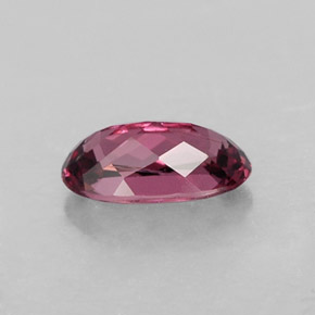 0,95 ctw natürlicher roter Rhodolith, Oval Schliff, VVS-VS
