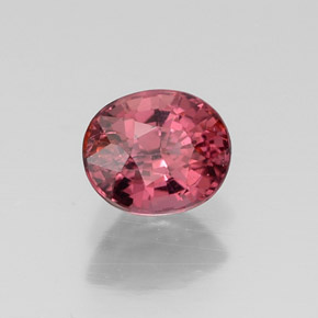 0,70 ctw natürlicher roter Rhodolith, Oval Schliff, VS