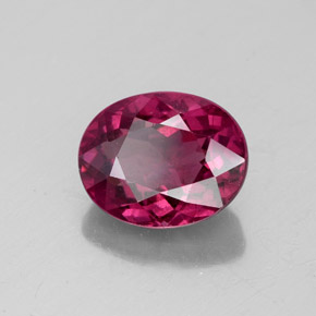 3,06 ctw natürlicher roter Rhodolith, Oval Schliff, VS