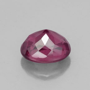 2,41 ctw natürlicher roter Rhodolith, Oval Schliff, VS