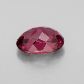1,94 ctw natürlicher roter Rhodolith, Oval Schliff, VVS-VS