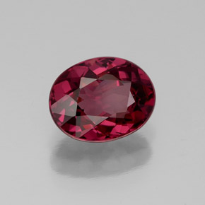 2,07 ctw natürlicher roter Rhodolith, Oval Schliff, VS