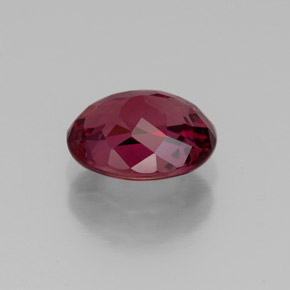 2,07 ctw natürlicher roter Rhodolith, Oval Schliff, VS