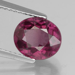 2,60 ctw natürlicher roter Rhodolith, Oval Schliff, VS
