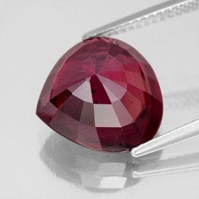 8,50 ctw natürlicher roter Rhodolith, Birnenform, VS-SI