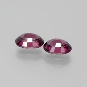 1,98 ct natürliche purpurfarbener Rhodolith-Edelsteine, Oval Schliff, VS