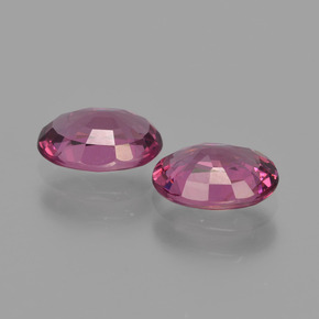 1,88 ct natürliche purpurfarbener Rhodolith-Edelsteine, Oval Schliff, VS