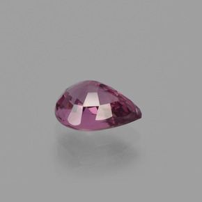0,93 ctw natürlicher roter Rhodolith, Birnenform, VS