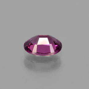 0,98 ctw natürlicher roter Rhodolith, Oval Schliff, VS