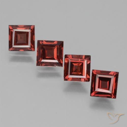 2.89ctw Natürlicher Tiefes Scharlachrot Rhodolith-Granat, Quadrat, VS