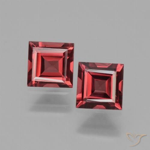 1.33ctw Natürlicher tiefrot Rhodolith-Granat, Quadrat, VS