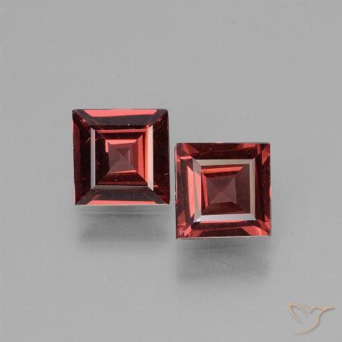 1.33ctw Natürlicher dunkelrot Rhodolith-Granat, Quadrat, VS