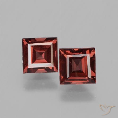 1.52ctw Natürlicher Tiefes Scharlachrot Rhodolith-Granat, Quadrat, VS