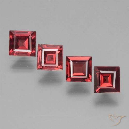 2.30ctw Natürlicher tiefrot Rhodolith-Granat, Quadrat, VS