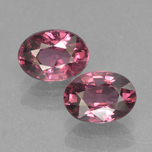 2,32 ct natürliche roter Rhodolith-Edelsteine, Oval Schliff, VVS-VS