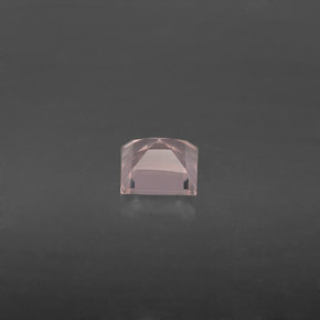 0,66 ctw natürlicher rosafarbener Rosenquarz, Transparent, Transparent / Lichtdurchlässig