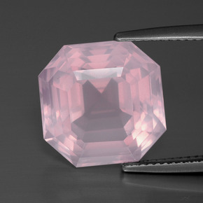 10,62 ctw natürlicher rosafarbener Rosenquarz, Smaragdschliff, Transparent
