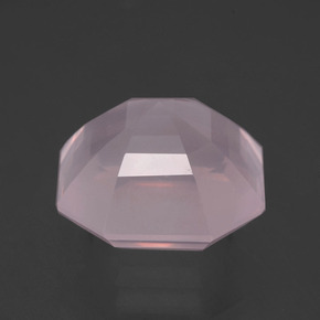 14,37 ctw natürlicher rosafarbener Rosenquarz, Smaragdschliff, Transparent