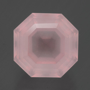 8,83 ctw natürlicher rosafarbener Rosenquarz, Smaragdschliff, Transparent
