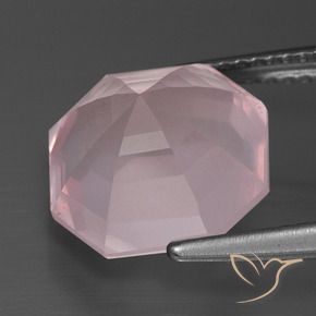 9,17 ctw natürlicher hellrose-rosa Rosenquarz, Oktagonschliff, Transparent