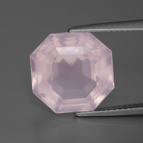 8,79 ctw natürlicher rosafarbener Rosenquarz, Smaragdschliff, Transparent