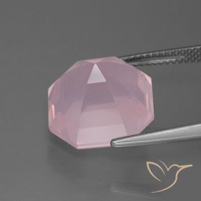 9,17 ctw natürlicher Mittelrosa Rosa Rosenquarz, Oktagonschliff, Transparent