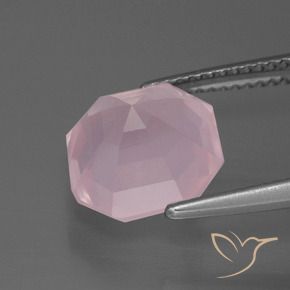 9,17 ctw natürlicher Mittelrosa Rosa Rosenquarz, Oktagonschliff, Transparent