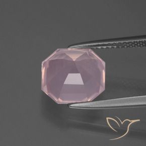 9,17 ctw natürlicher hellrosa Rosenquarz, Oktagonschliff, Transparent