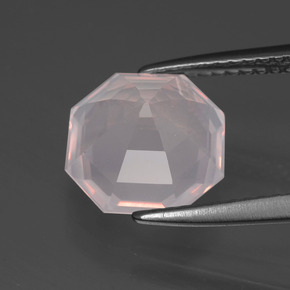 3,40 ctw natürlicher rosafarbener Rosenquarz, Smaragdschliff, Transparent