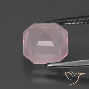 3,18 ctw natürlicher rosafarbener Rosenquarz, Smaragdschliff, Transparent