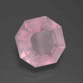 3,98 ctw natürlicher rosafarbener Rosenquarz, Smaragdschliff, Transparent