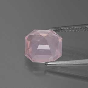 3,02 ctw natürlicher rosafarbener Rosenquarz, Smaragdschliff, Transparent