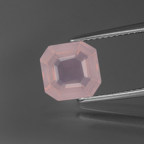 2,20 ctw natürlicher rosafarbener Rosenquarz, Smaragdschliff, Transparent