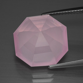 12,44 ctw natürlicher rosafarbener Rosenquarz, Smaragdschliff, Transparent