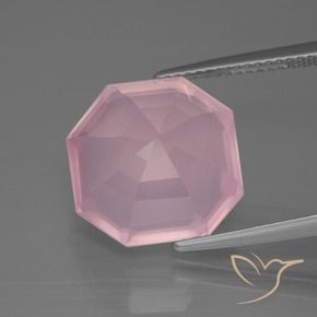 9,17 ctw natürlicher Mittelrosa Rosa Rosenquarz, Oktagonschliff, Transparent