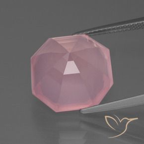 9,17 ctw natürlicher Mittelrosa Rosenquarz, Oktagonschliff, Transparent