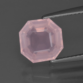 2,79 ctw natürlicher rosafarbener Rosenquarz, Smaragdschliff, Transparent