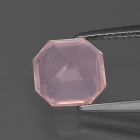 2,79 ctw natürlicher rosafarbener Rosenquarz, Smaragdschliff, Transparent