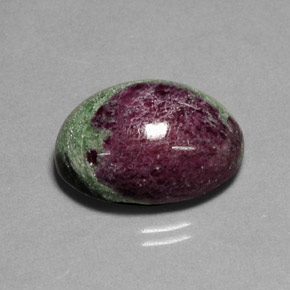22,79 ctw natürlicher mehrfarbiger Rubin-Zoisit, Oval Schliff, Lichtundurchlässig