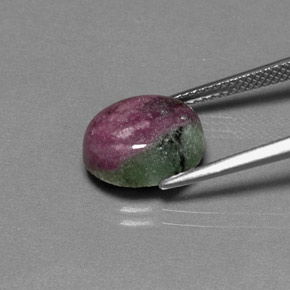 6,28 ctw natürlicher mehrfarbiger Rubin-Zoisit, Oval Schliff, Lichtundurchlässig