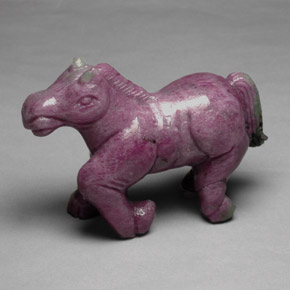 9,17 ctw natürlicher Mehrfarbig Rubin-Zoisit, Fantasie, Lichtundurchlässig