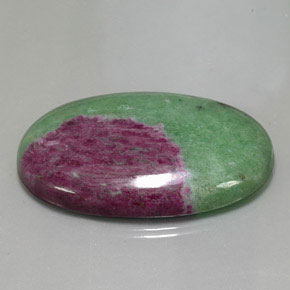 168,20 ctw natürlicher mehrfarbiger Rubin-Zoisit, Oval Schliff, Lichtundurchlässig