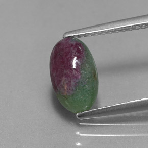 1,93 ctw natürlicher mehrfarbiger Rubin-Zoisit, Oval Schliff, Lichtundurchlässig