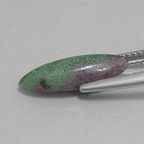 9,17 ctw natürlicher Mehrfarbig Rubin-Zoisit, Marquise, Lichtundurchlässig