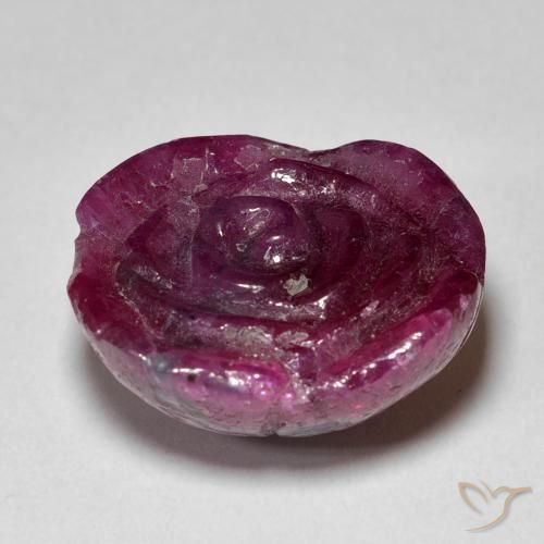 9,17 ctw natürlicher Medium Dark Reddish-Purple Rubin-Zoisit, Blumen-Schliff, Lichtundurchlässig