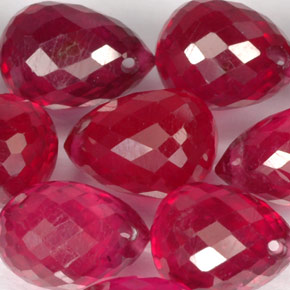  ct natürliche roter Rubin-Edelsteine, Briolette, VS-SI