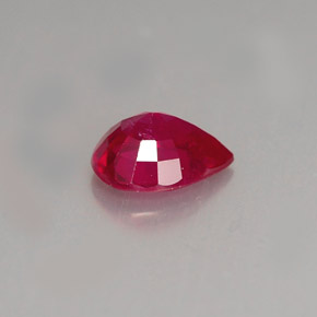 1,31 ctw natürlicher roter Rubin, Birnenform, VS-SI