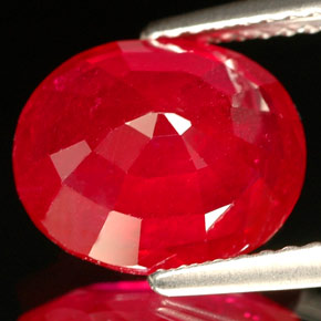 4,56 ctw natürlicher roter Rubin, Oval Schliff, SI